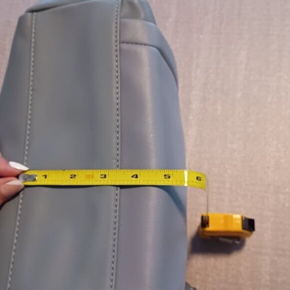 Simply Vera by Vera Wang dark/light gray large shoulder handbag w/9 compartments - Picture 11 of 11